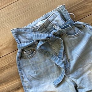 Paperbag Waist Jeans Charlotte Russe - size 6